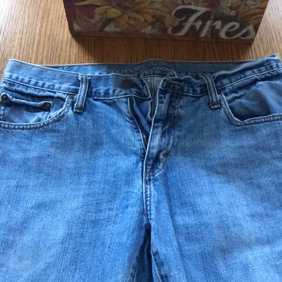 Old Navy Loose Fit Blue Jeans - Picture 2 of 6